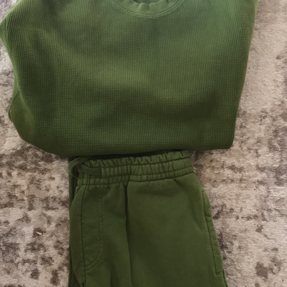 Talentless sweatpants and sweatshirt. Brand new in bag. Mens Large